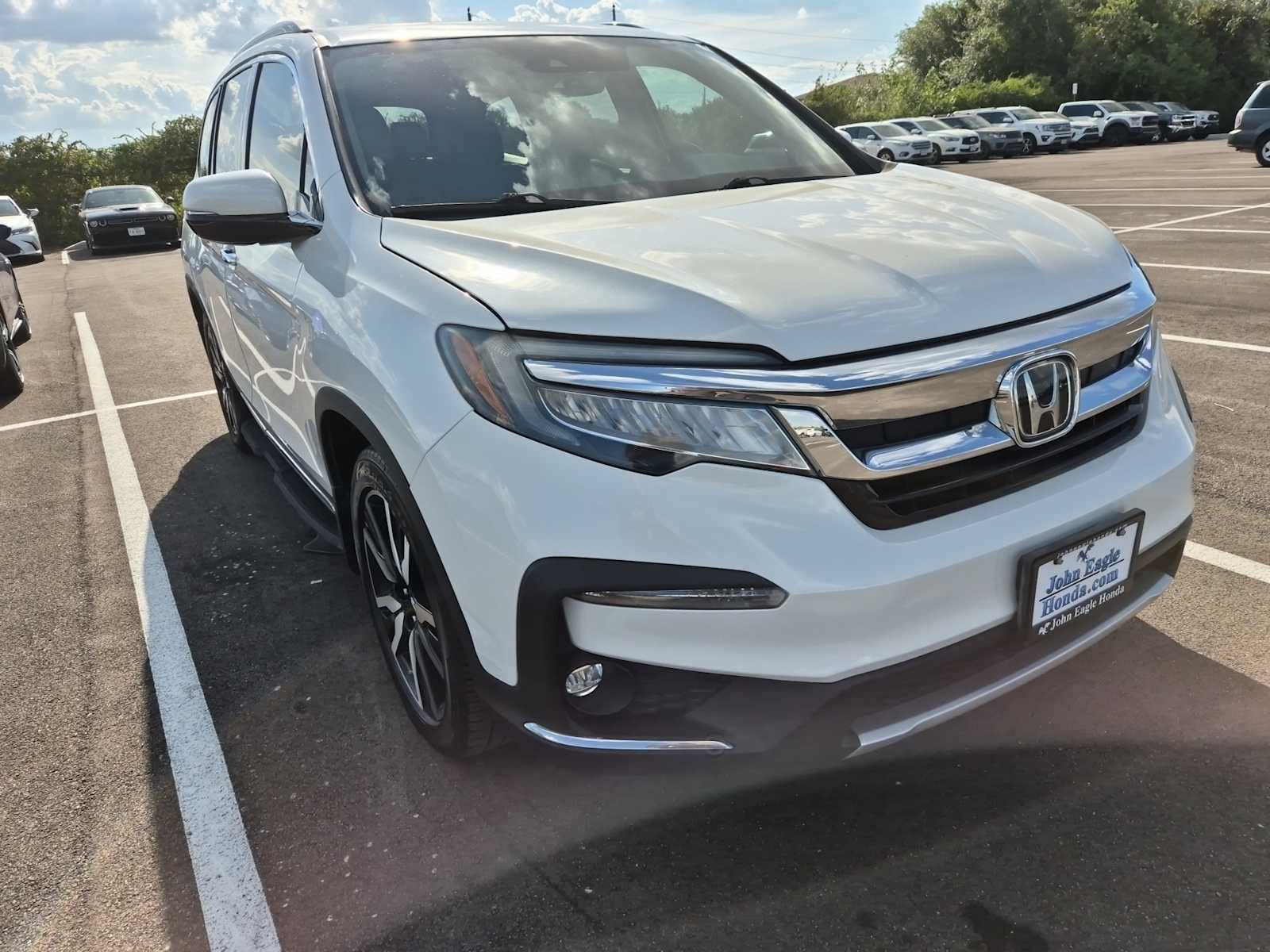 2020 Honda Pilot Touring photo 4