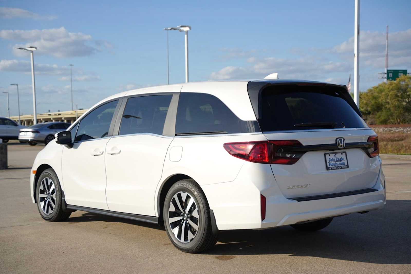 Thumbnail: 2026 Honda Odyssey - 4