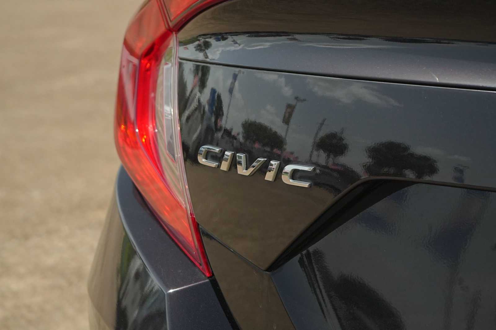 Thumbnail: 2016 Honda Civic - 9