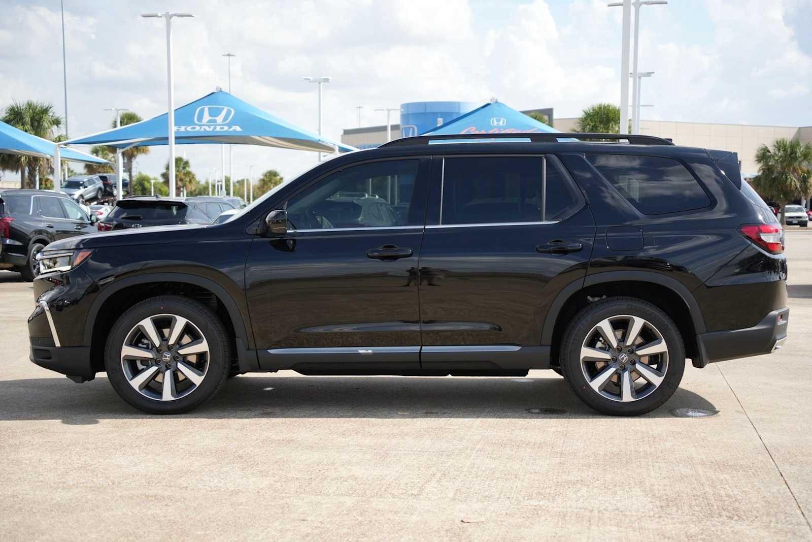 Thumbnail: 2025 Honda Pilot - 3