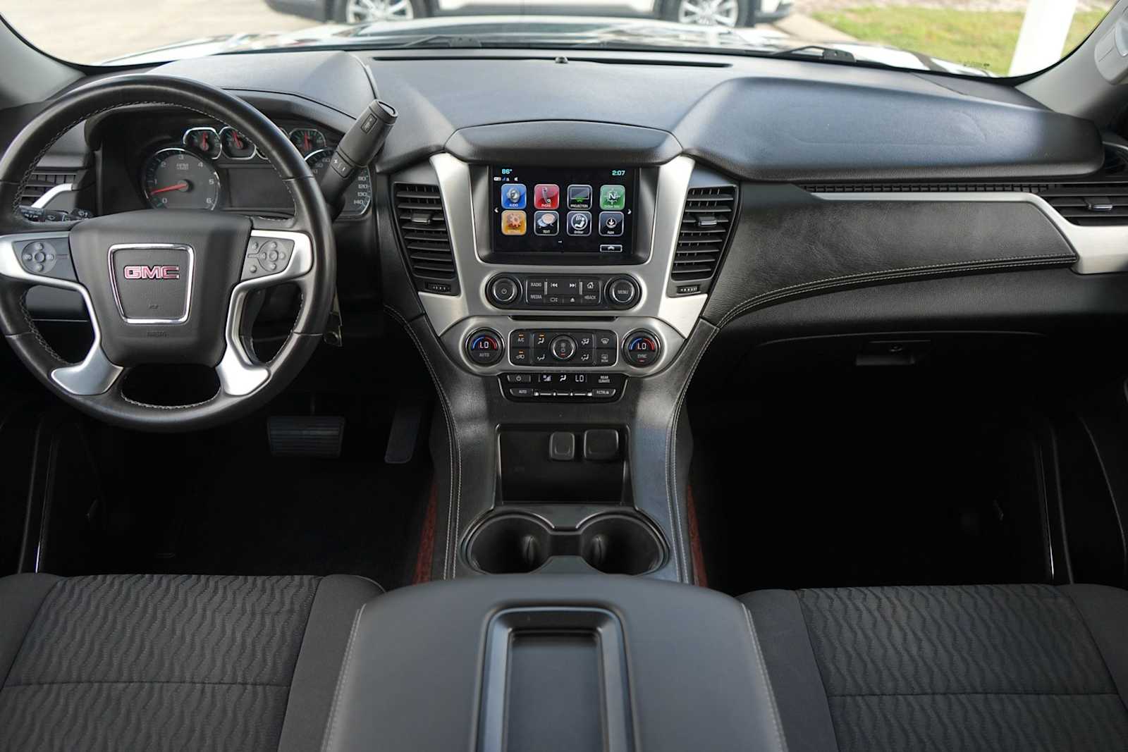 Thumbnail: 2018 GMC Yukon - 10