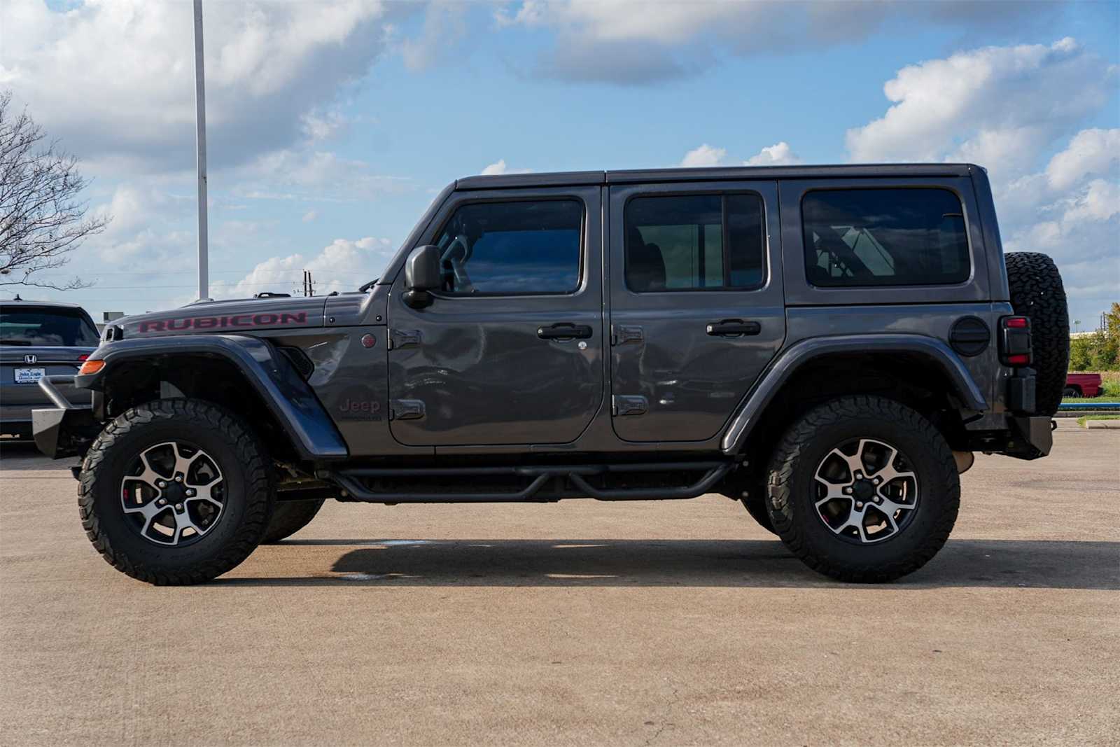 2019 Jeep Wrangler Unlimited Rubicon photo 3