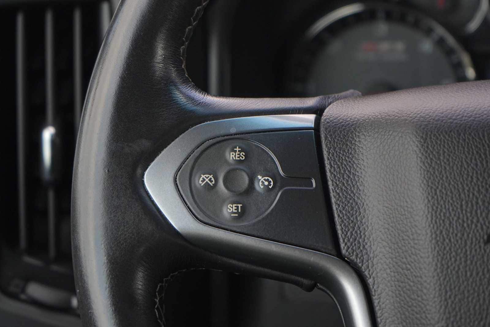Thumbnail: 2014 Chevrolet Silverado 1500 - 17
