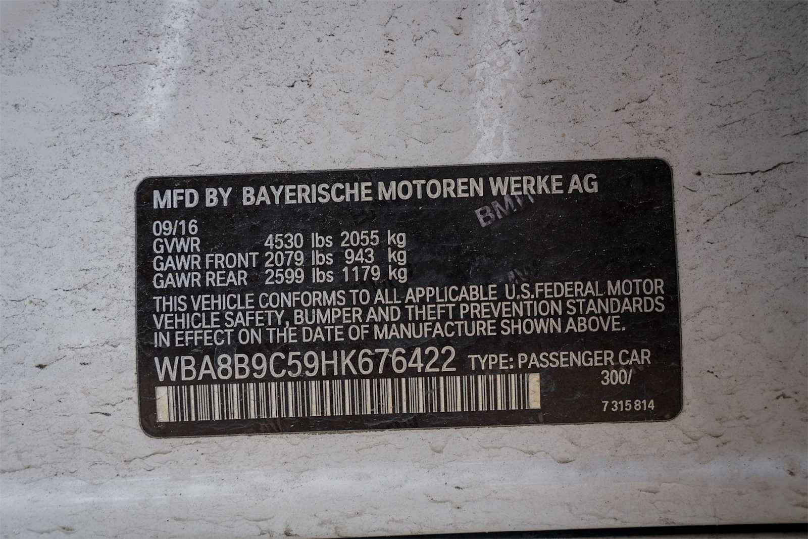 Thumbnail: 2017 BMW 3 Series - 30