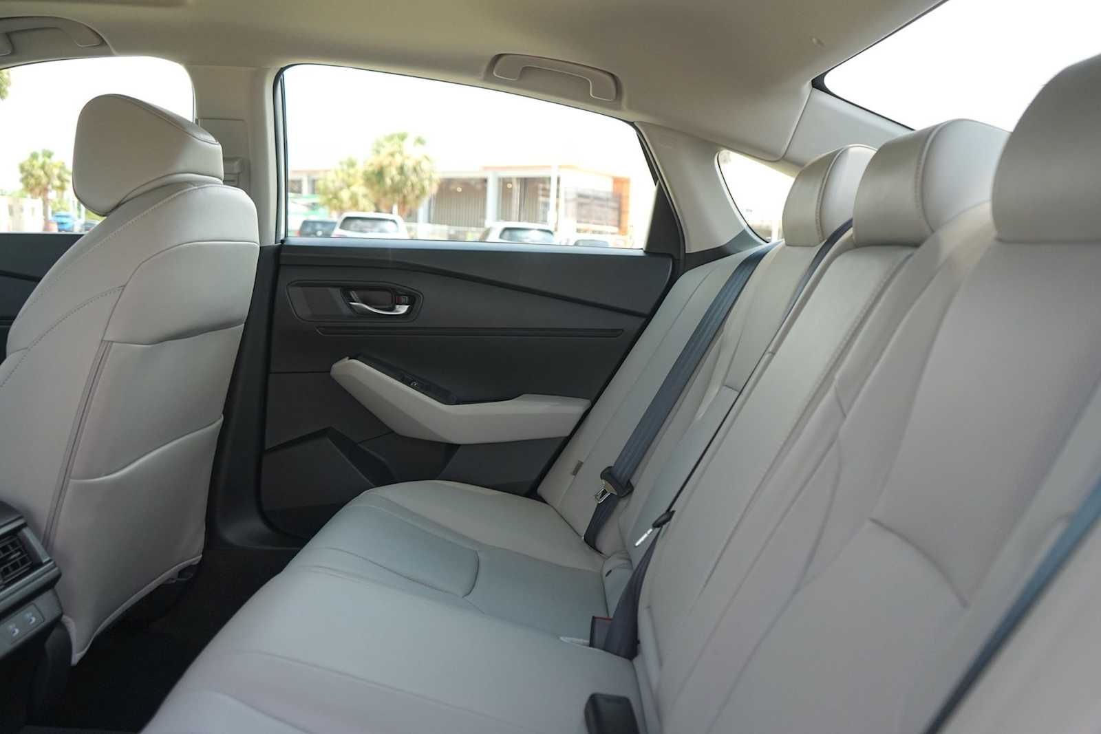 2026 Honda Accord Hybrid EX-L - Photo 14