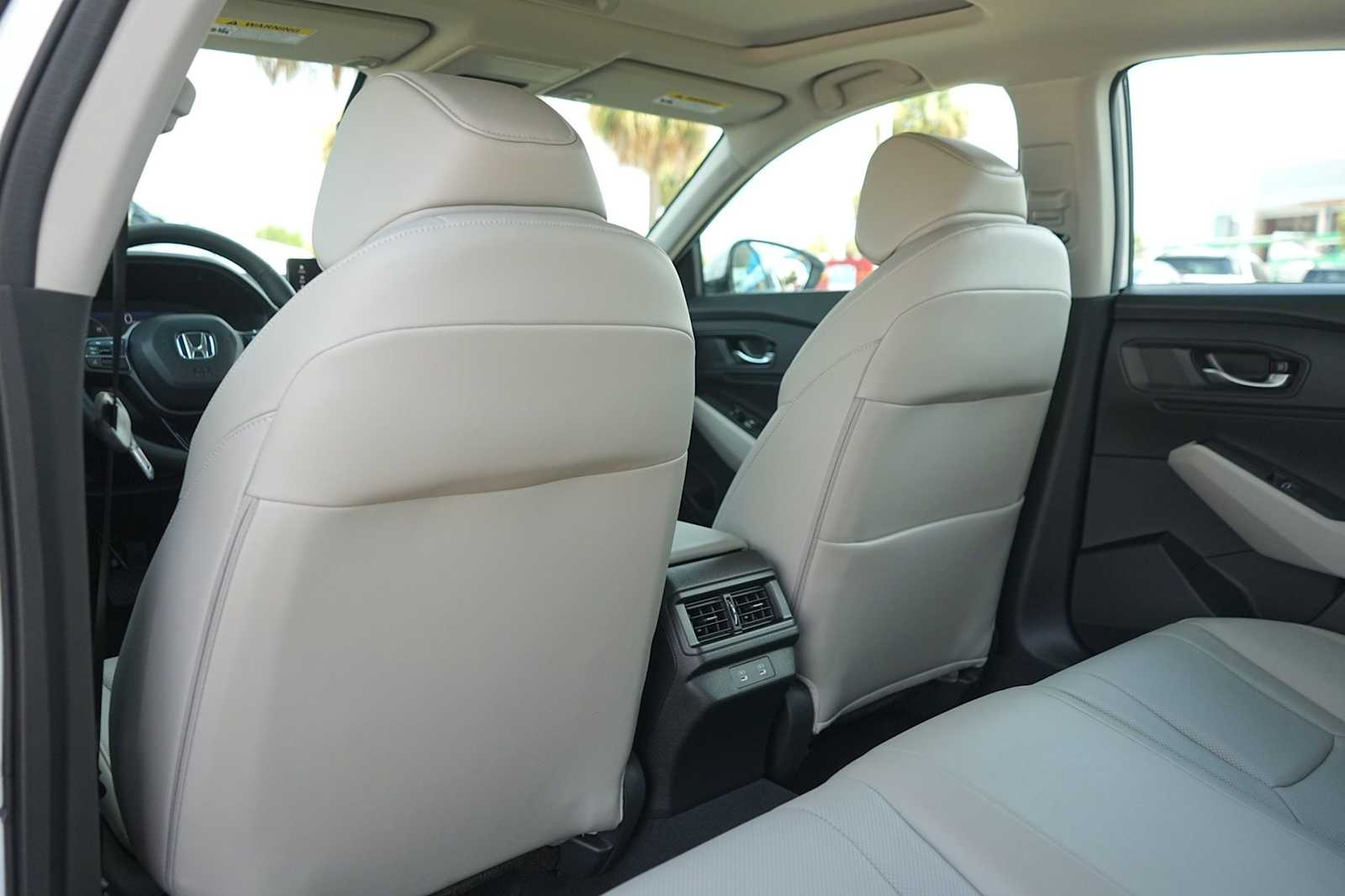 2026 Honda Accord Hybrid EX-L - Photo 13