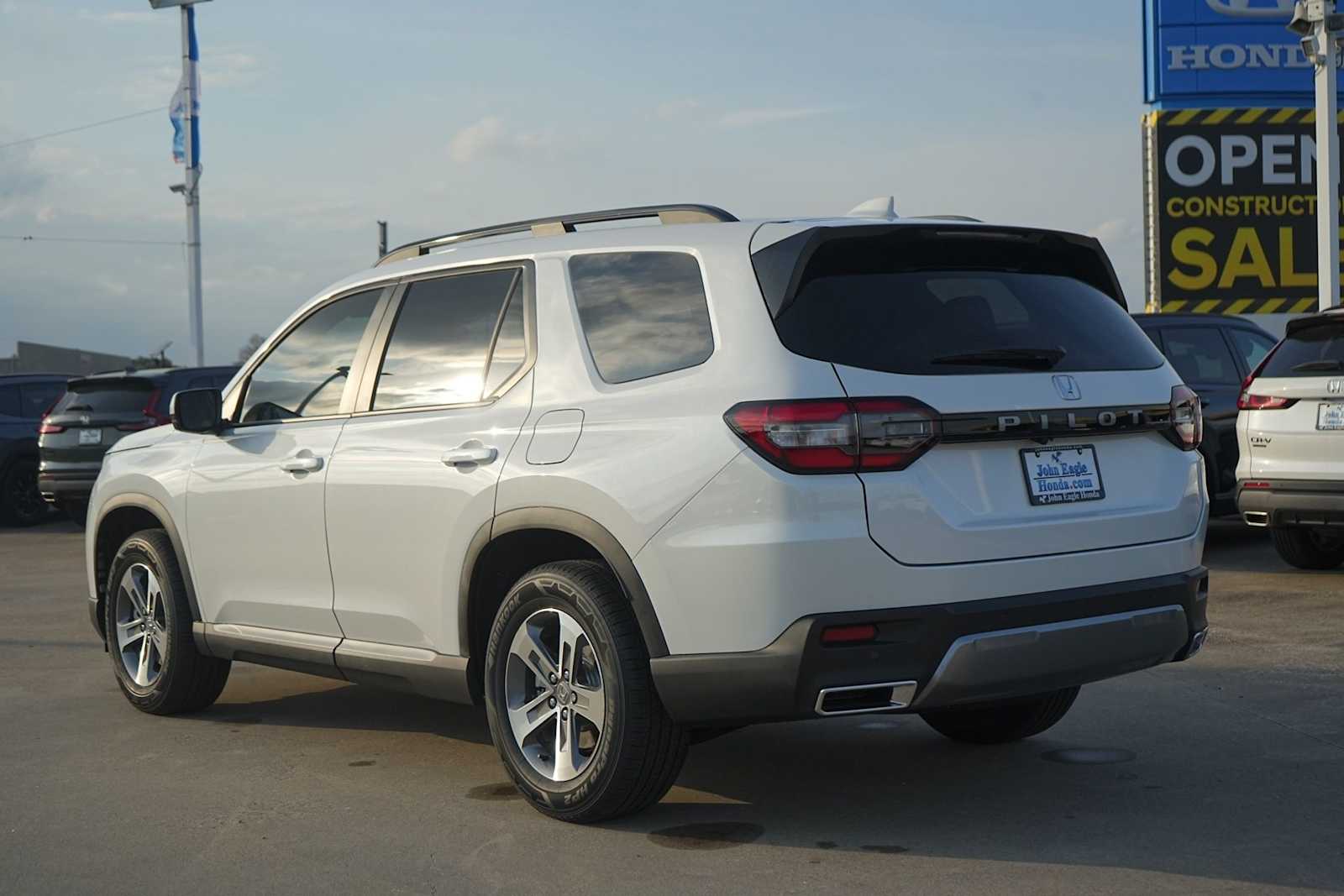 Thumbnail: 2026 Honda Pilot - 4