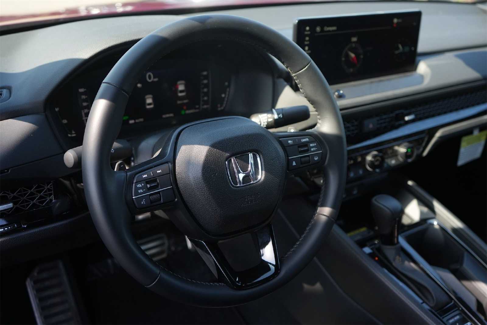 2025 Honda Accord Hybrid Sport-L photo 2