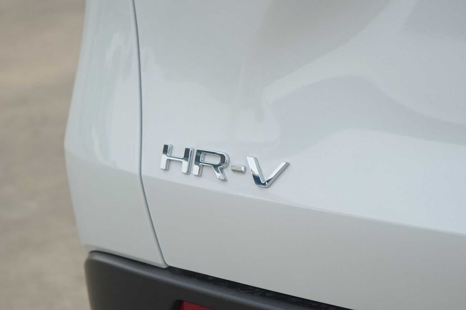 2026 Honda HR-V LX - Photo 8