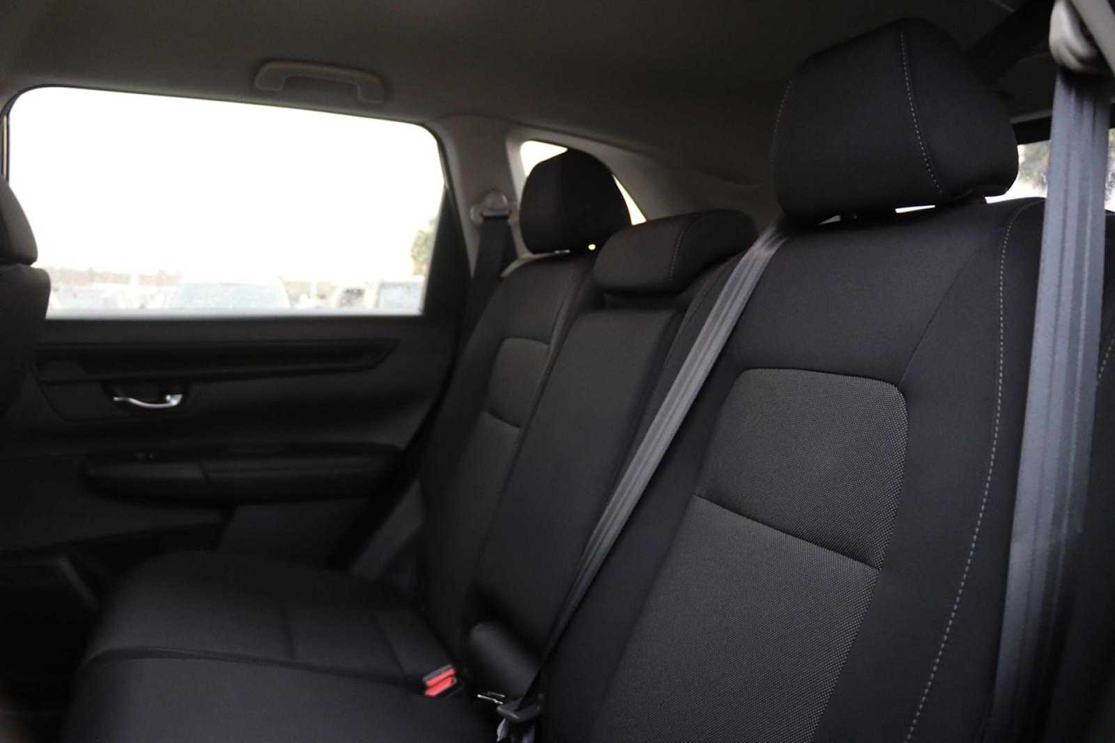 2025 Honda CR-V LX 15