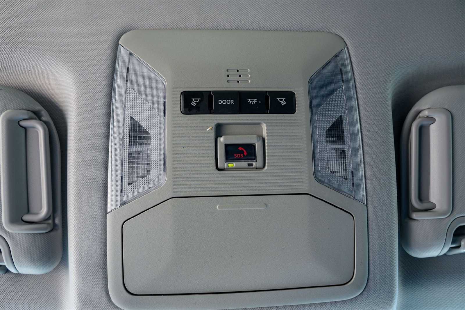 Thumbnail: 2025 Toyota RAV4 - 27