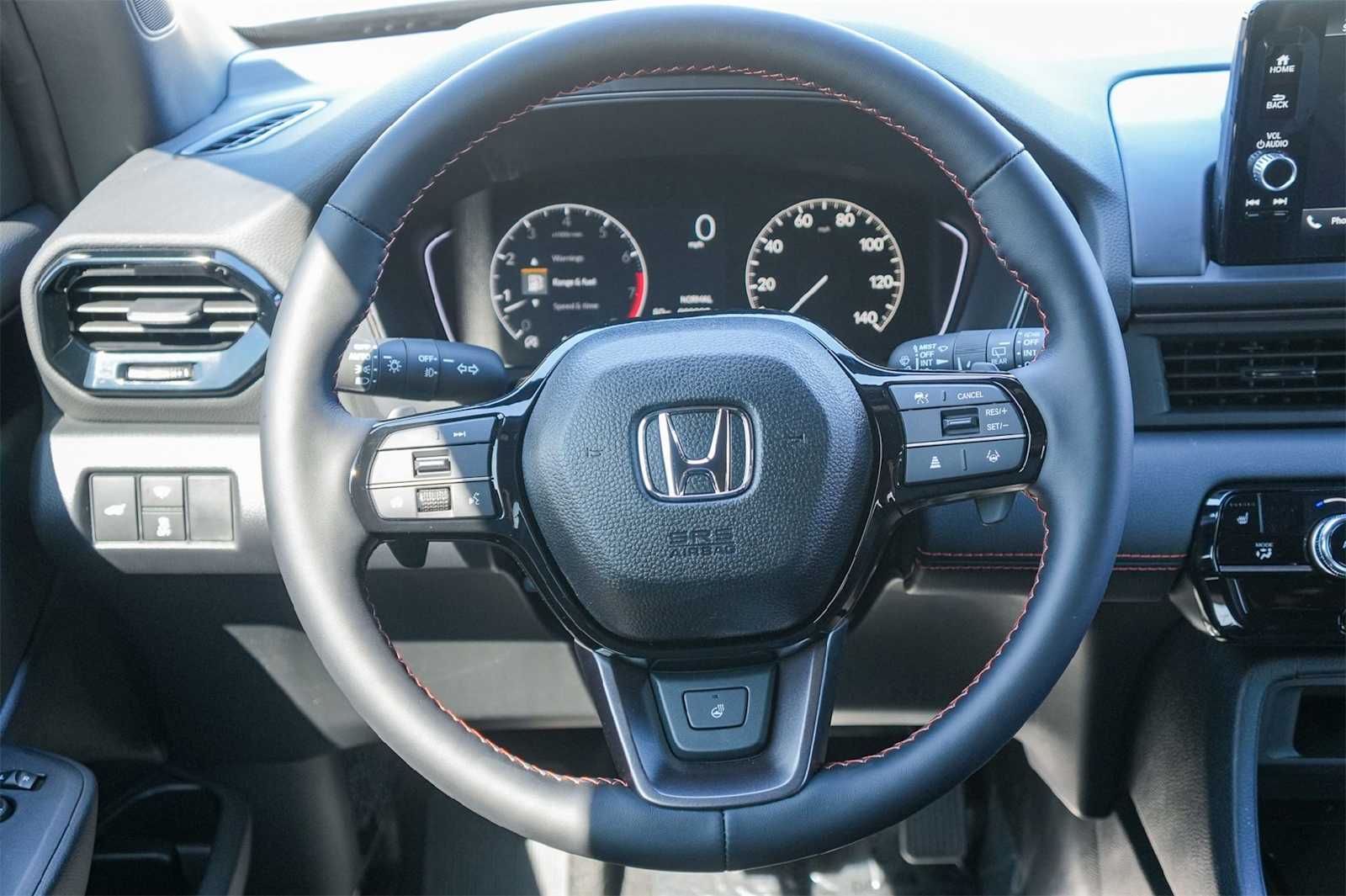 Thumbnail: 2025 Honda Pilot - 16