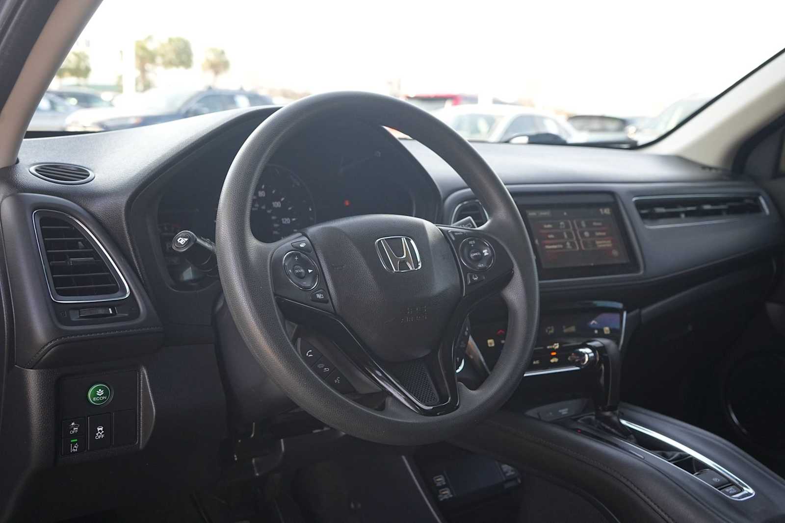 Thumbnail: 2022 Honda HR-V - 2