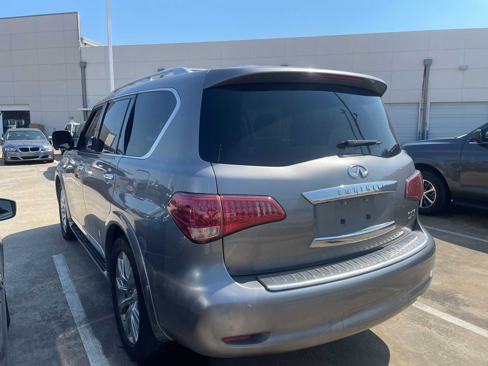 Thumbnail: 2012 INFINITI QX56 - 2