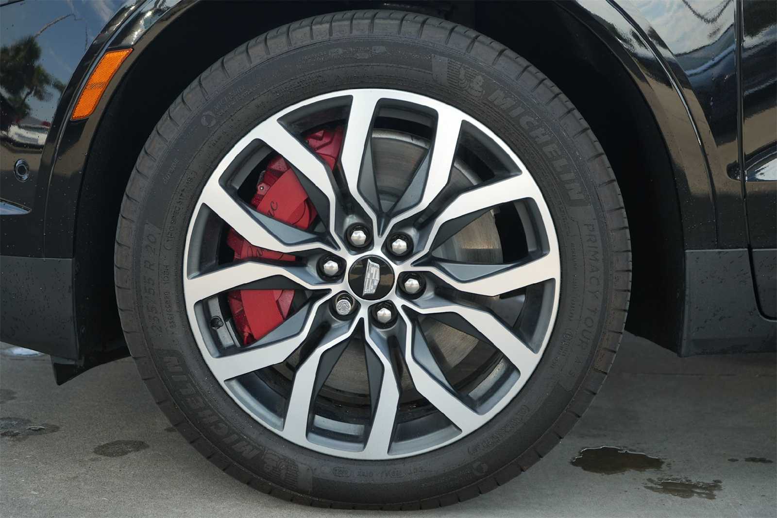 Thumbnail: 2024 Cadillac XT5 - 8