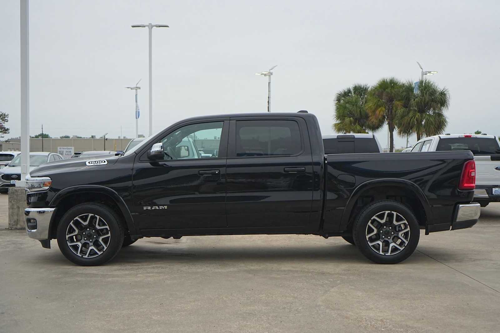 Thumbnail: 2025 RAM 1500 - 3