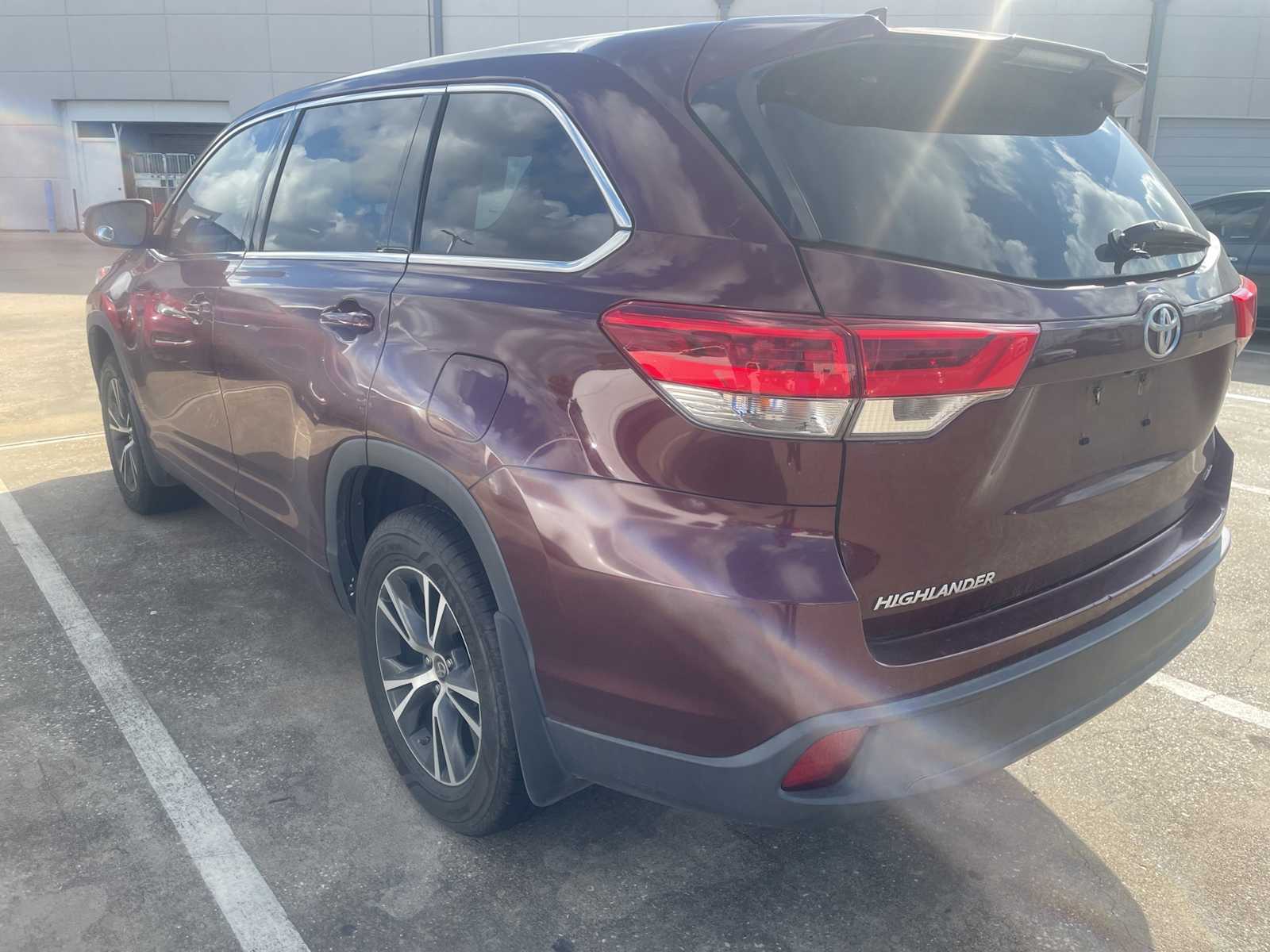 Thumbnail: 2017 Toyota Highlander - 2