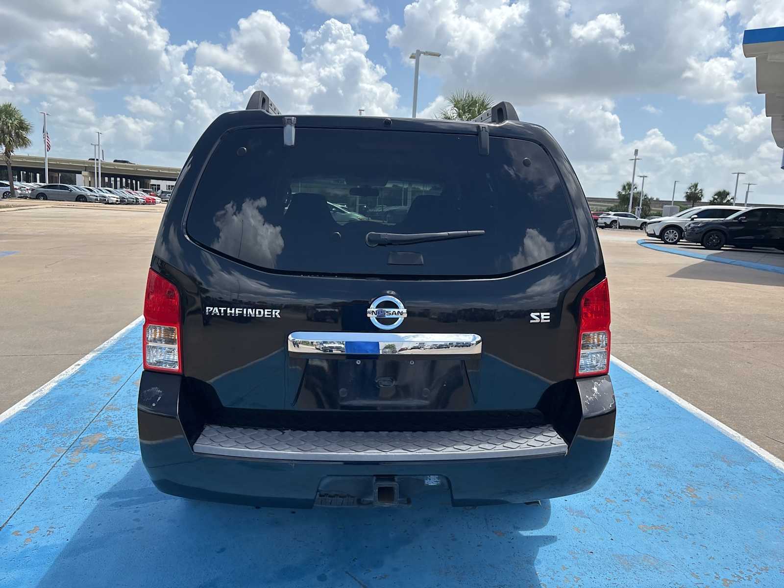2009 Nissan Pathfinder SE 5