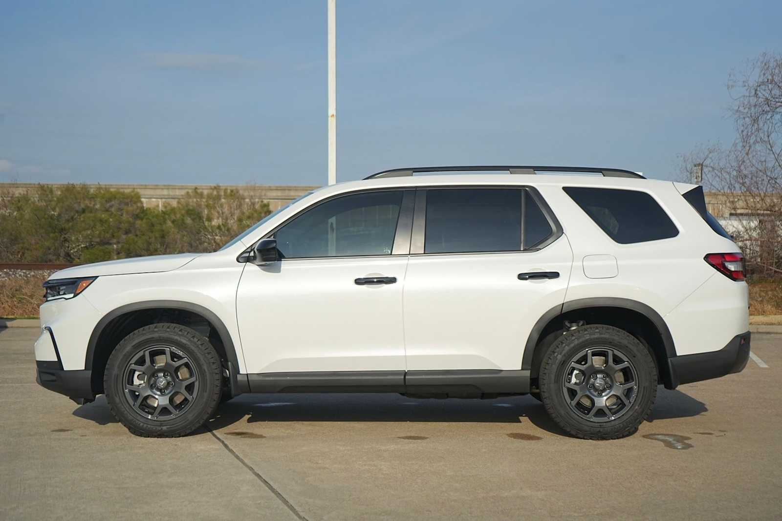 Thumbnail: 2025 Honda Pilot - 3