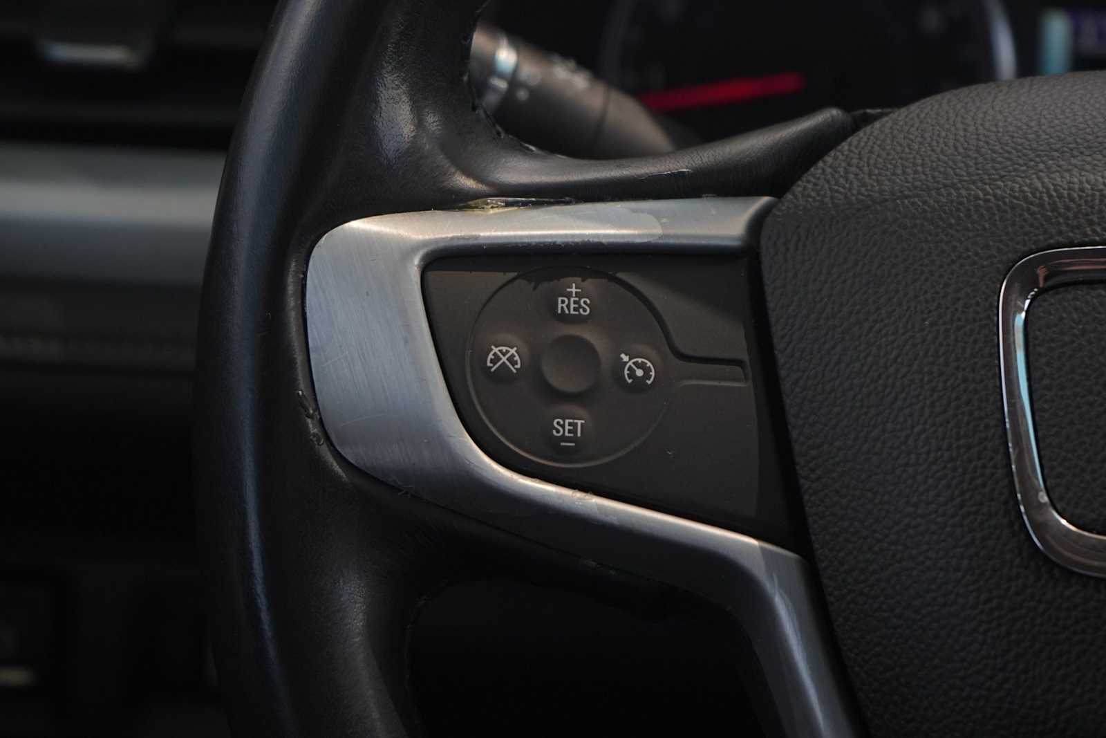 Thumbnail: 2019 GMC Acadia - 17