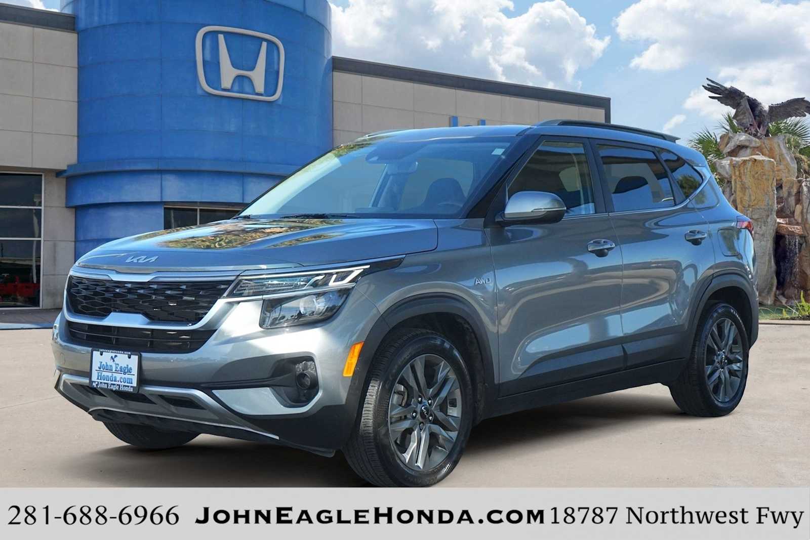 Thumbnail: 2023 Kia Seltos - 1