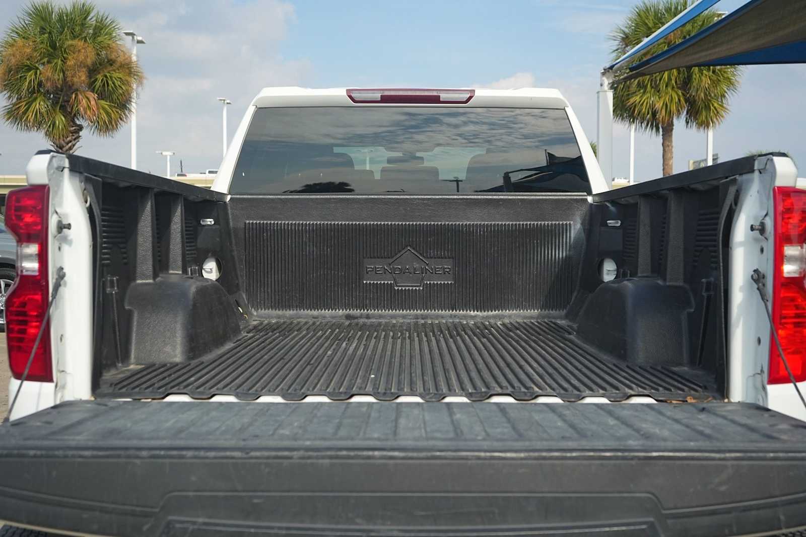 Thumbnail: 2020 Chevrolet Silverado 1500 - 27