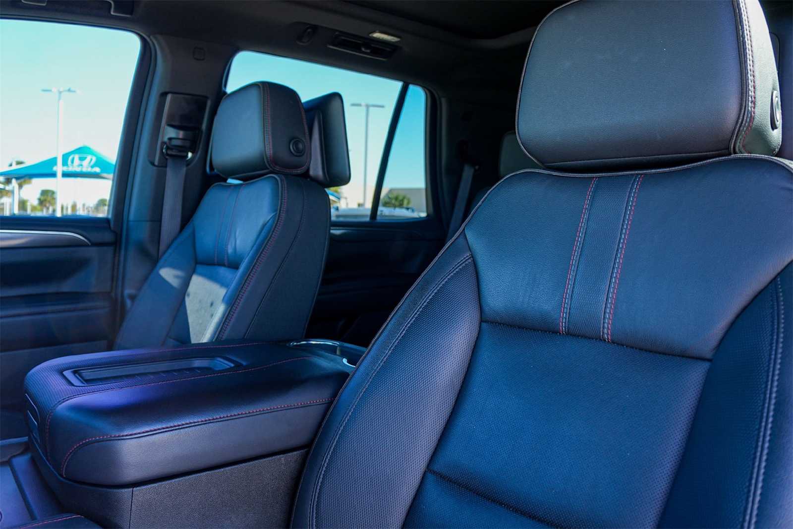 Thumbnail: 2022 Chevrolet Tahoe - 11