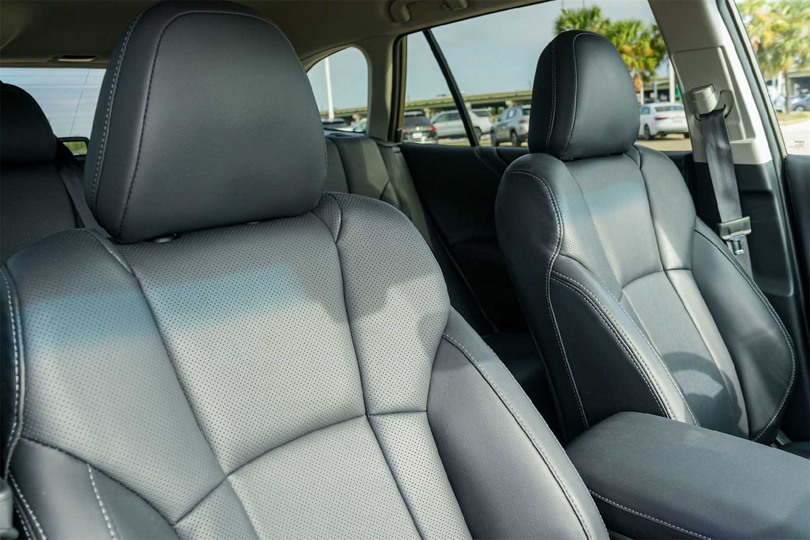 Thumbnail: 2022 Subaru Outback - 14