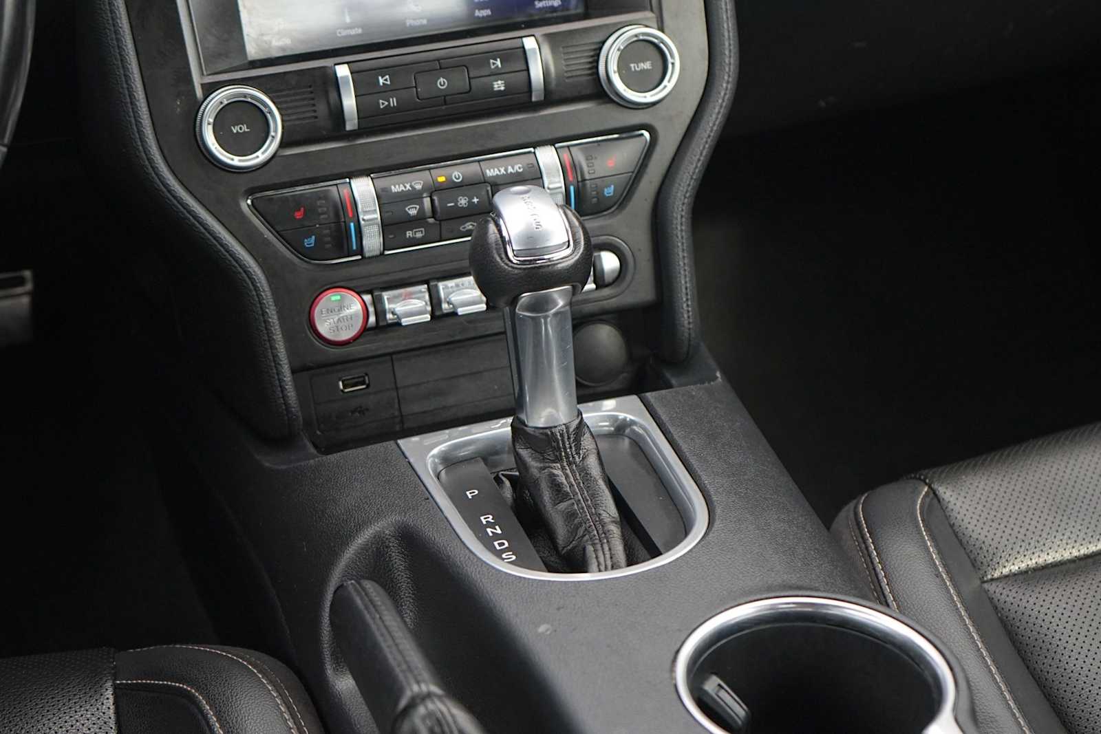 Thumbnail: 2022 Ford Mustang - 20