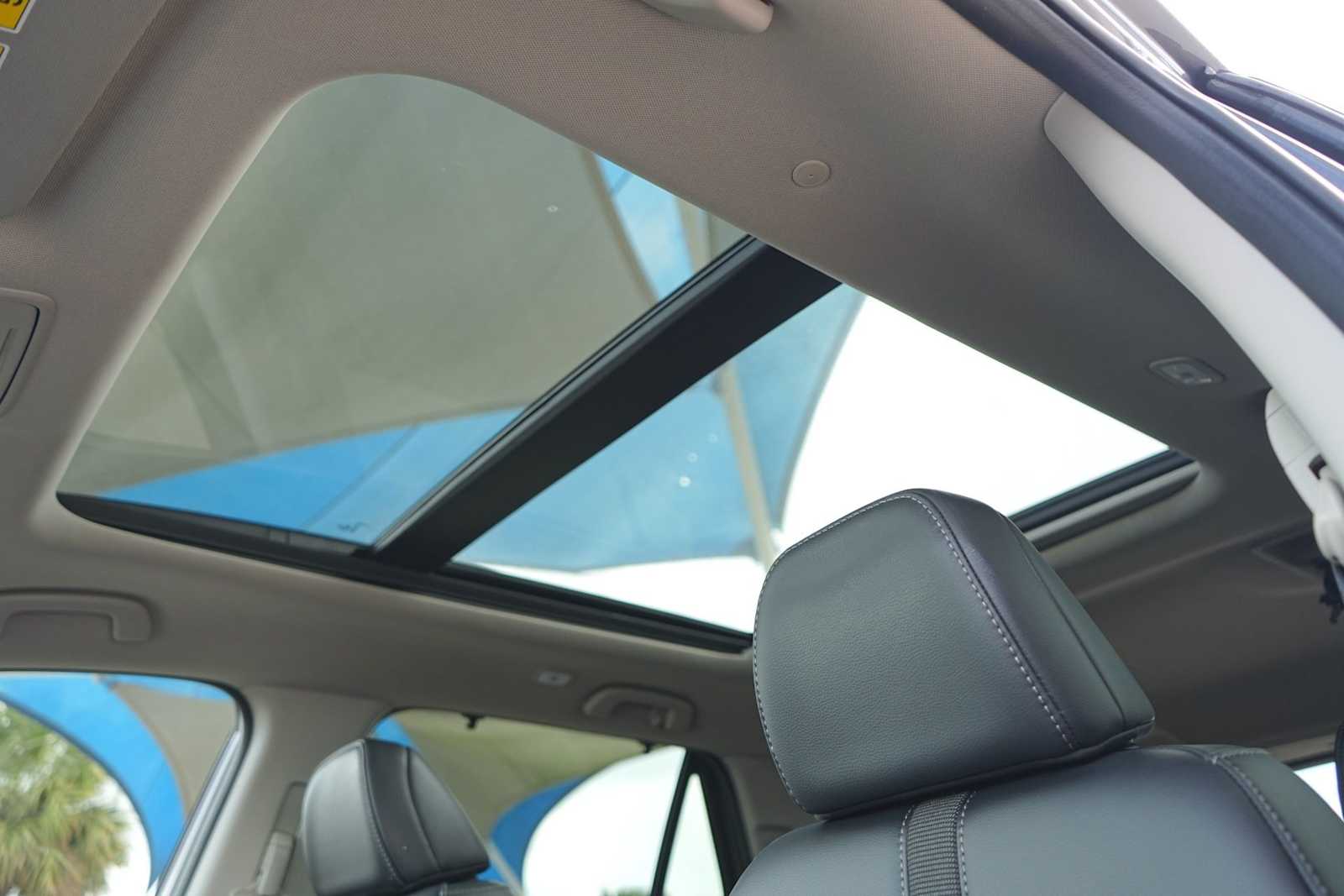 Thumbnail: 2023 Honda Pilot - 24