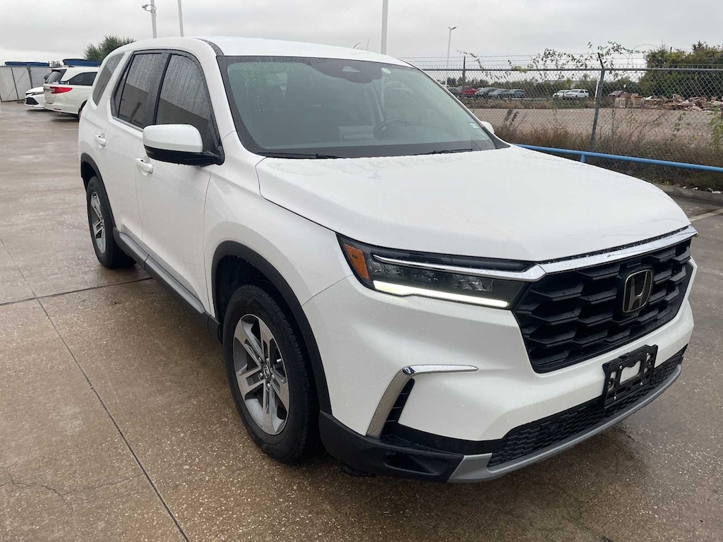 Used 2023 Honda Pilot EX-L 8 Passenger SUV