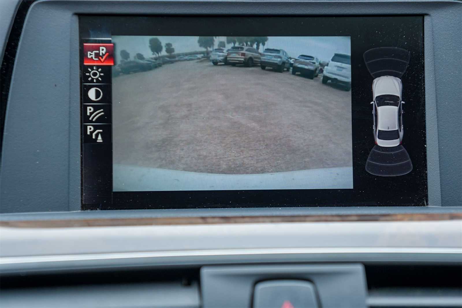 Thumbnail: 2017 BMW 3 Series - 24