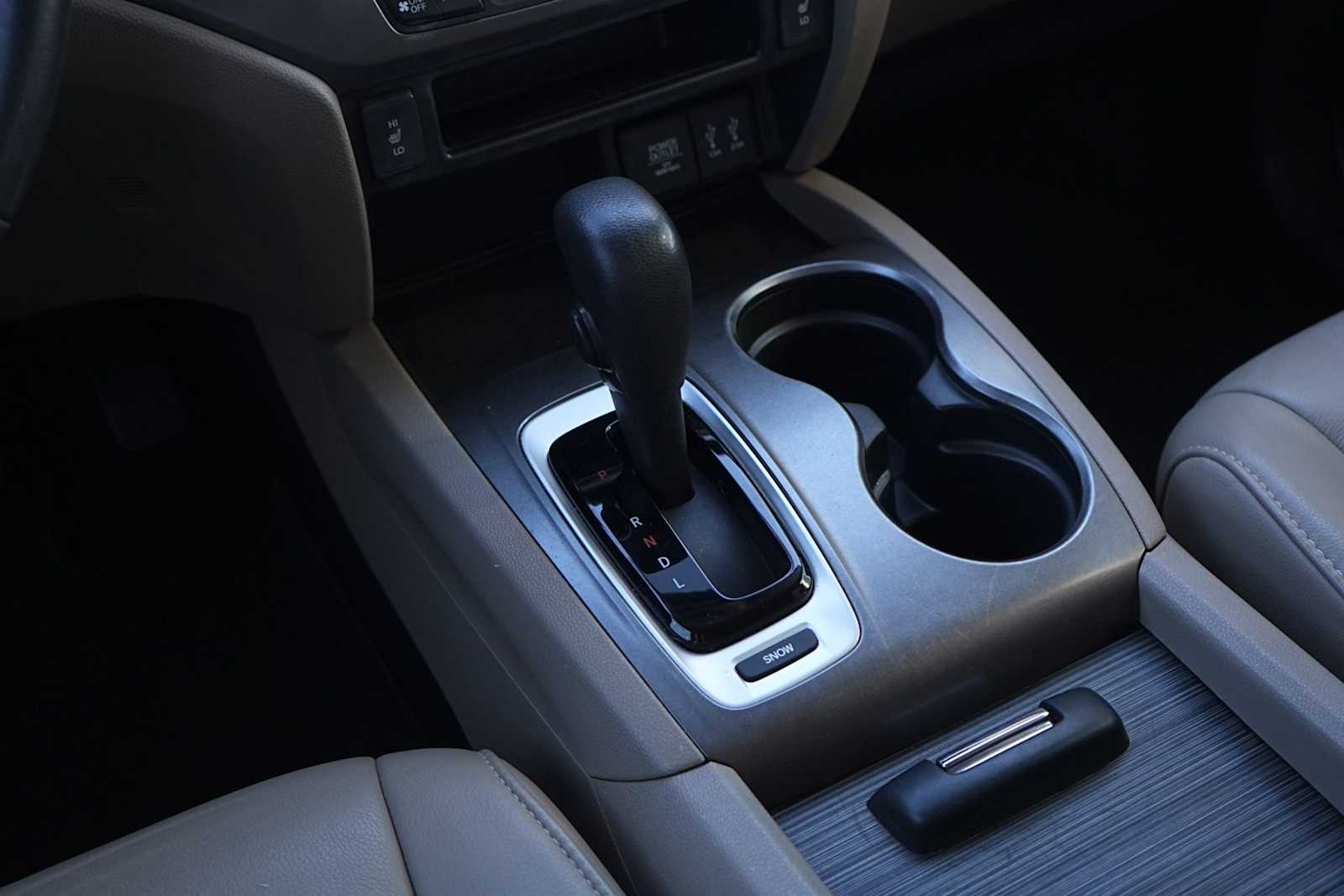 Thumbnail: 2016 Honda Pilot - 20