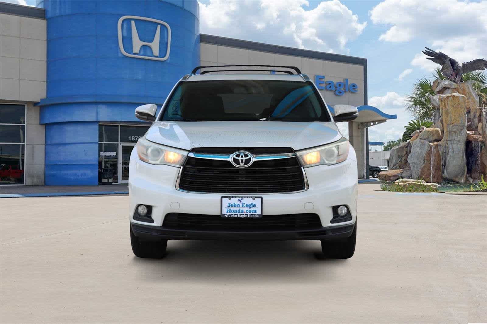 Thumbnail: 2016 Toyota Highlander - 6