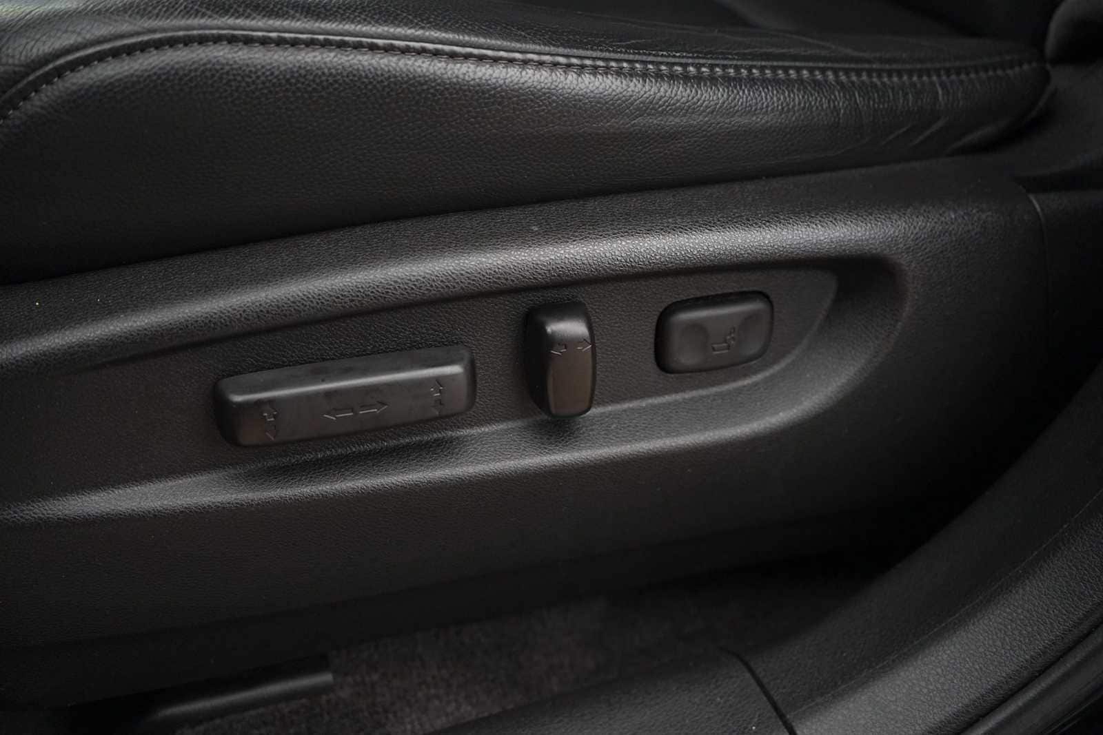 Thumbnail: 2016 Acura MDX - 12