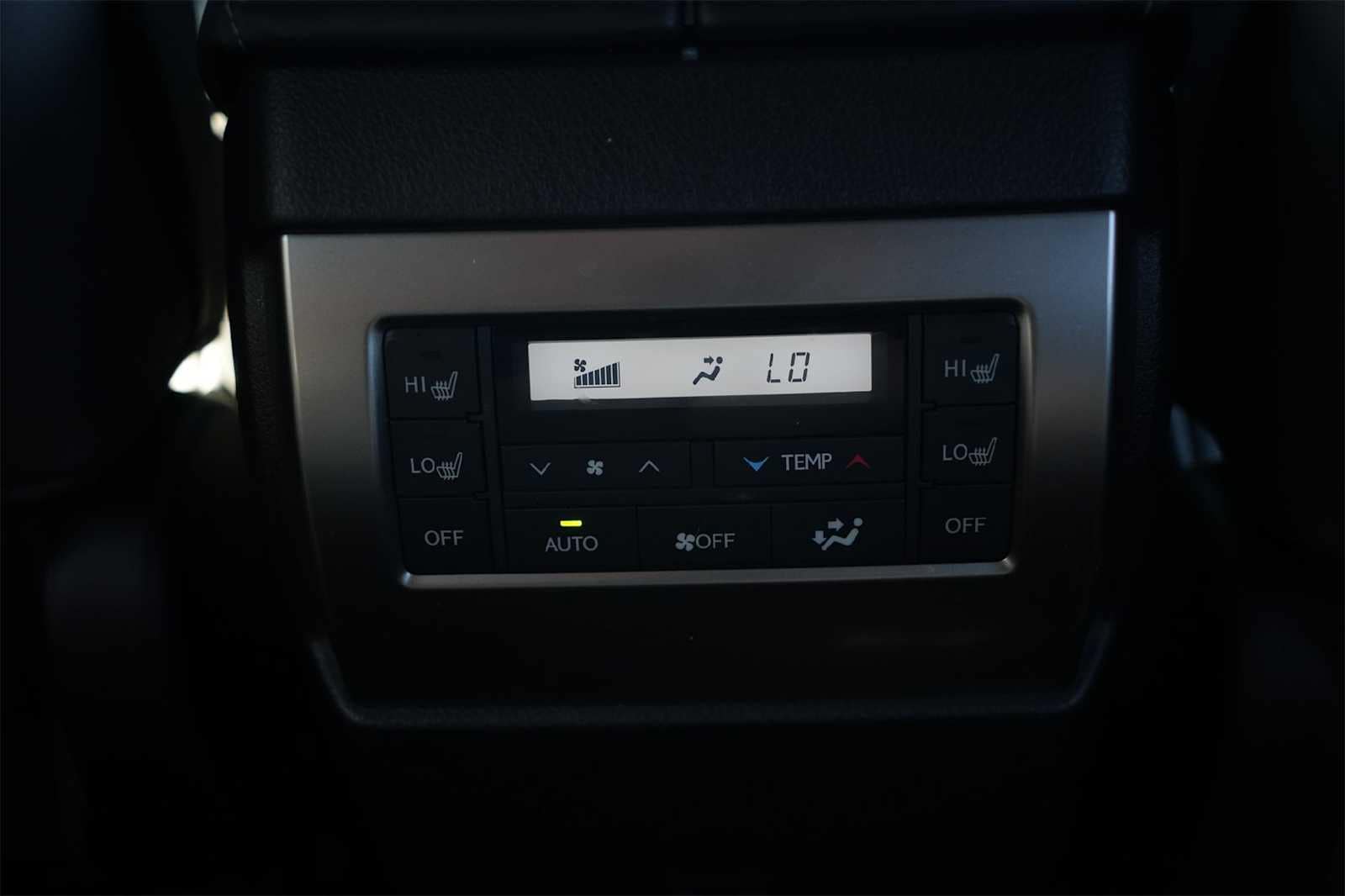 Thumbnail: 2023 Lexus GX - 27