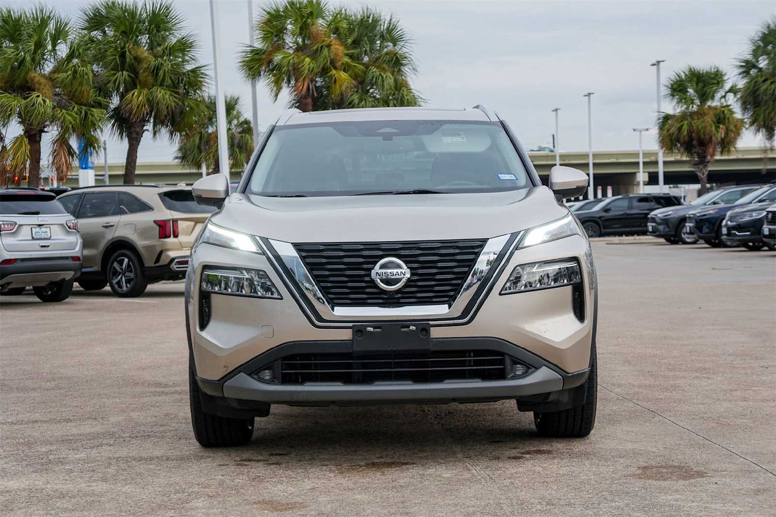 Thumbnail: 2021 Nissan Rogue - 6