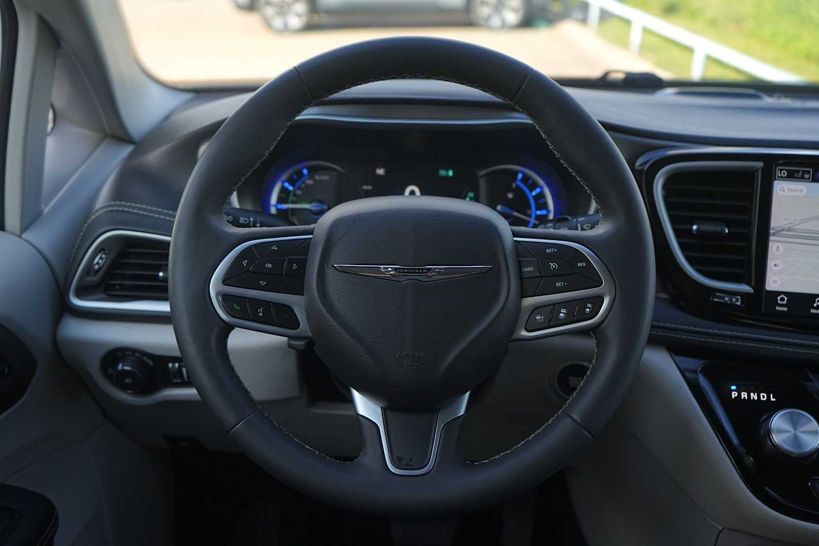 Thumbnail: 2024 Chrysler Pacifica - 15