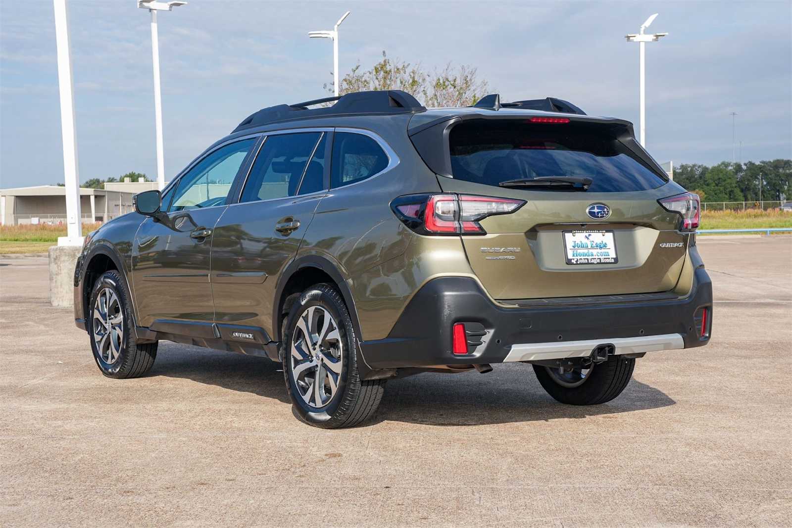 Thumbnail: 2022 Subaru Outback - 4