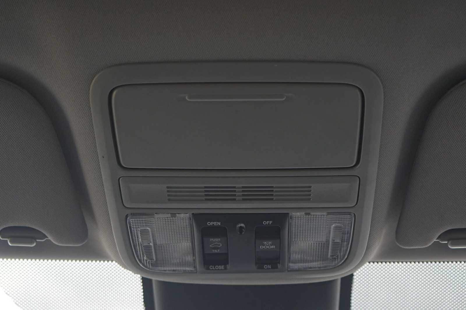 Thumbnail: 2024 Honda Odyssey - 23