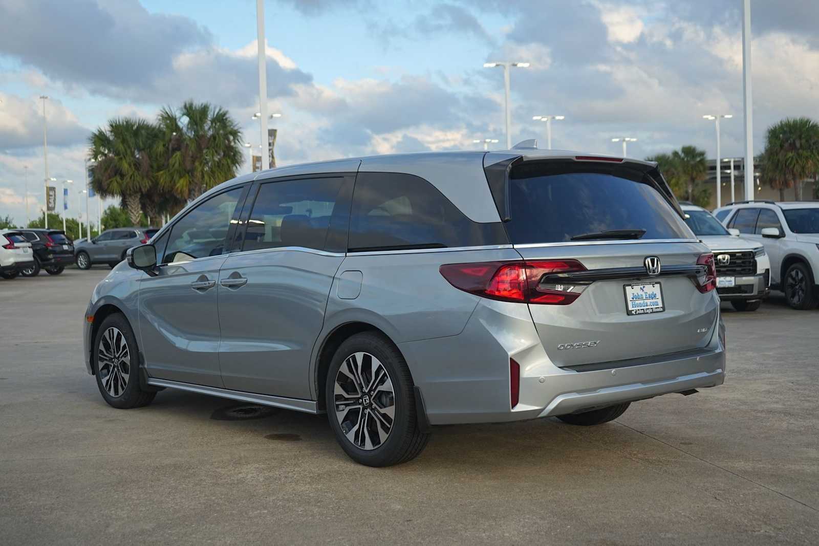Thumbnail: 2026 Honda Odyssey - 4