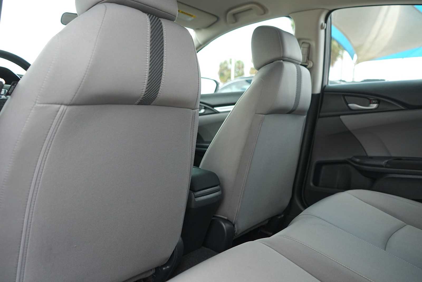 Thumbnail: 2016 Honda Civic - 13