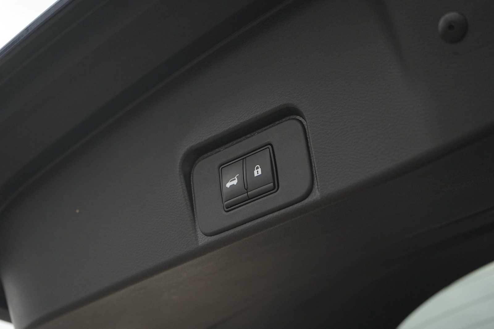 Thumbnail: 2023 Nissan Rogue - 26