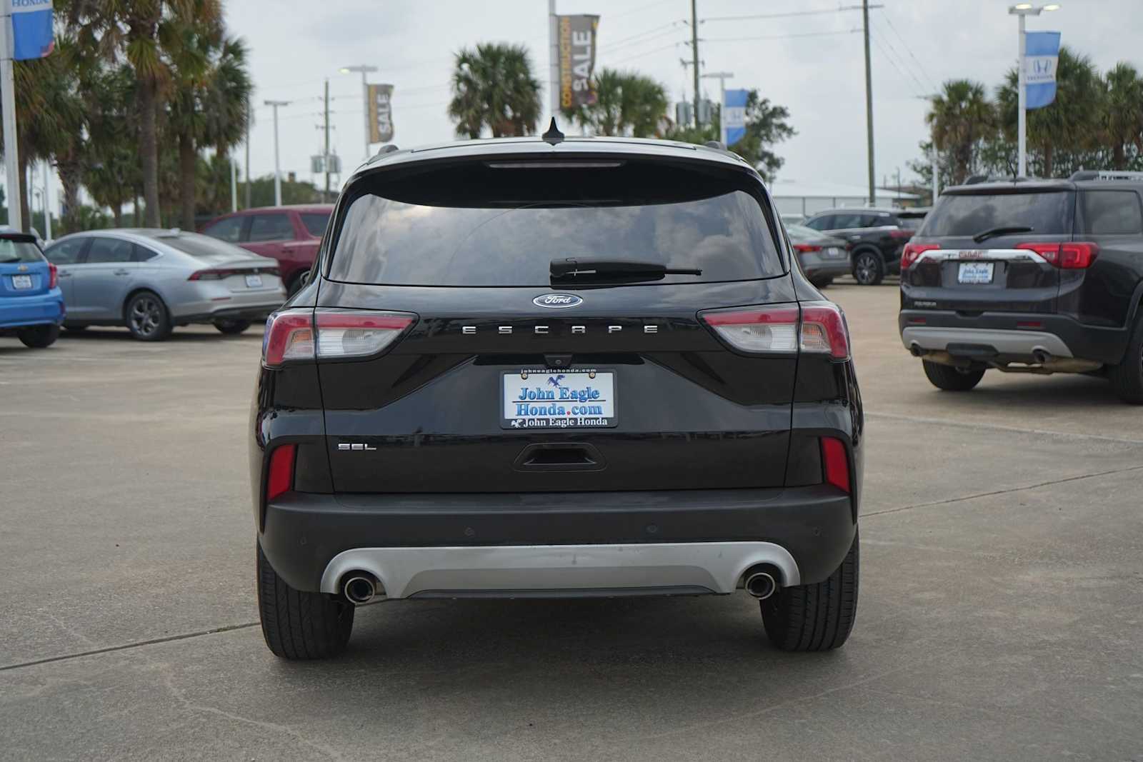 Thumbnail: 2021 Ford Escape - 4