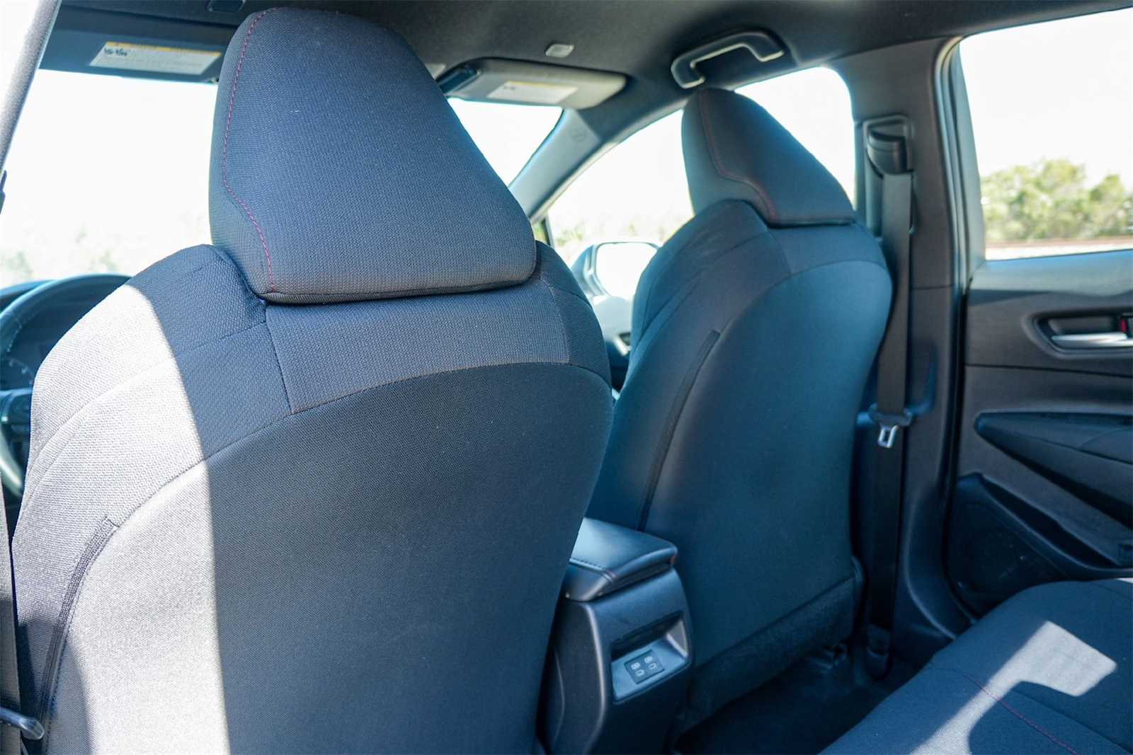 Thumbnail: 2024 Toyota Corolla - 12