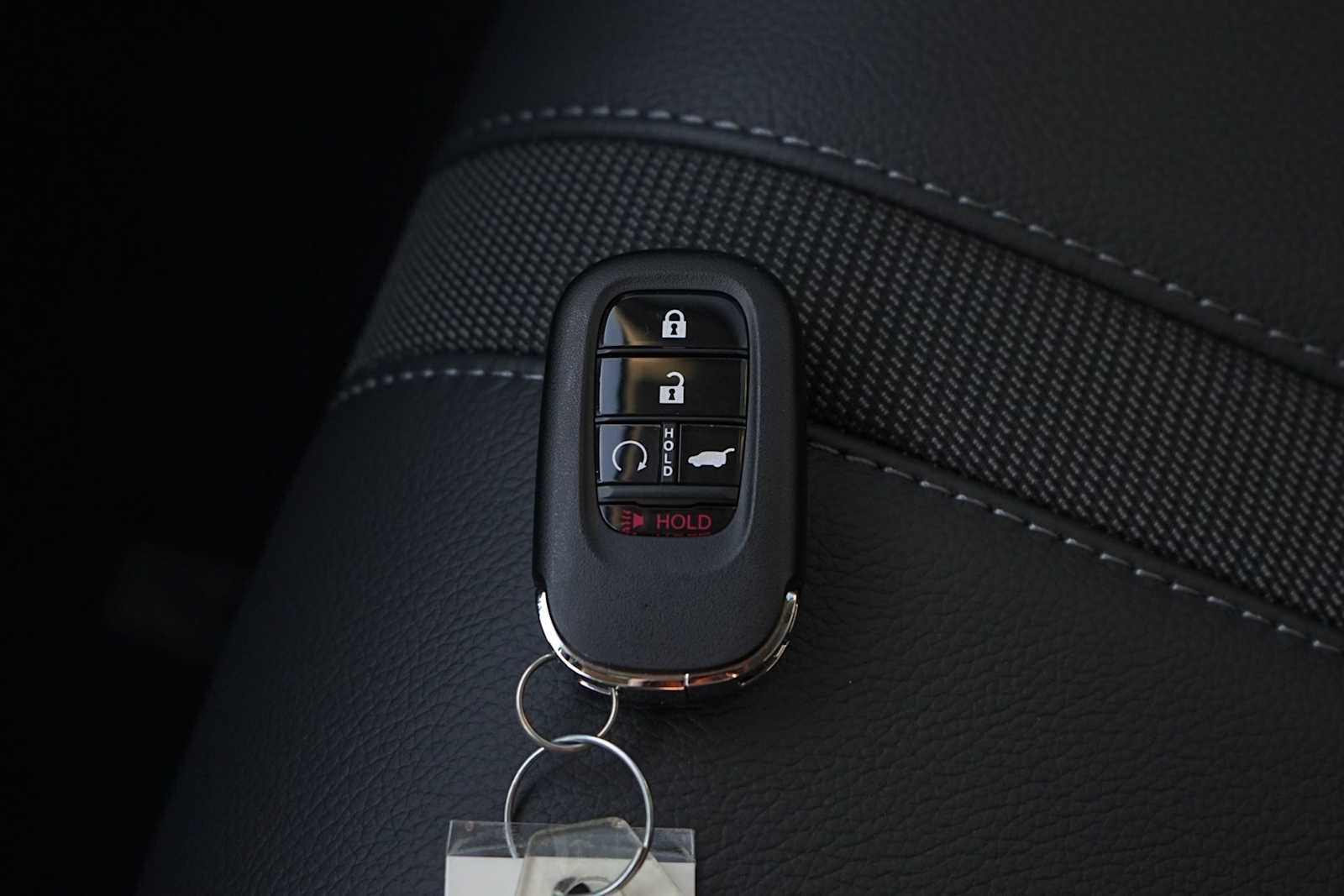 Thumbnail: 2026 Honda Pilot - 20