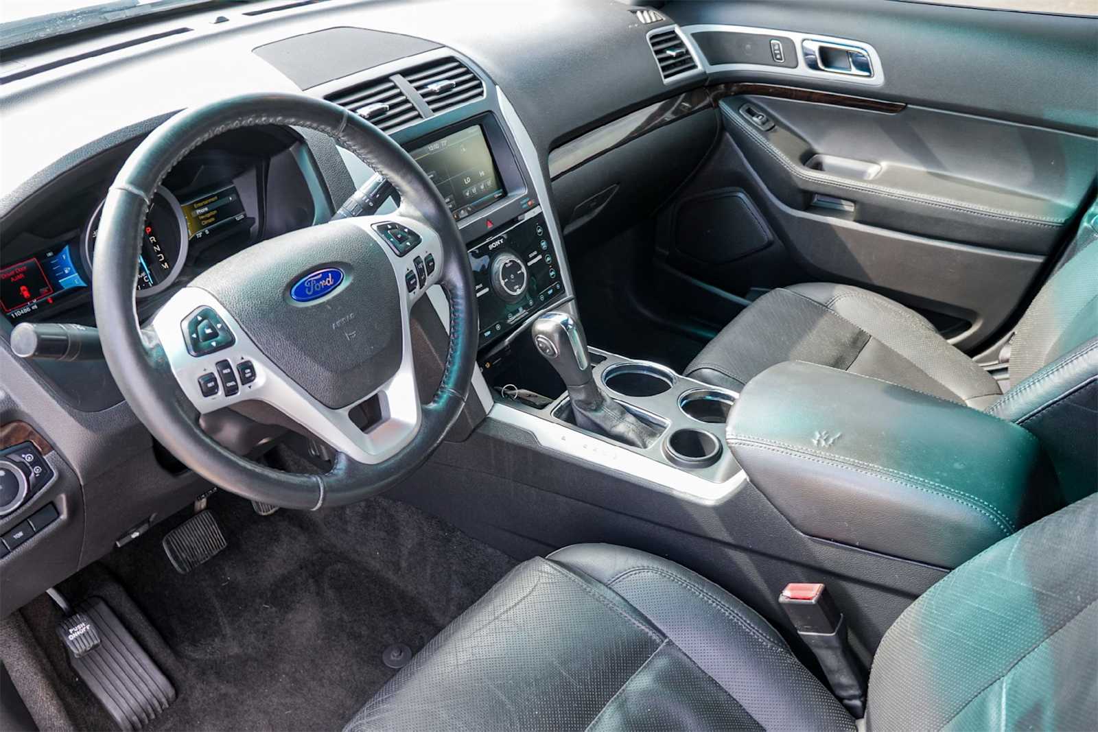 Thumbnail: 2012 Ford Explorer - 2