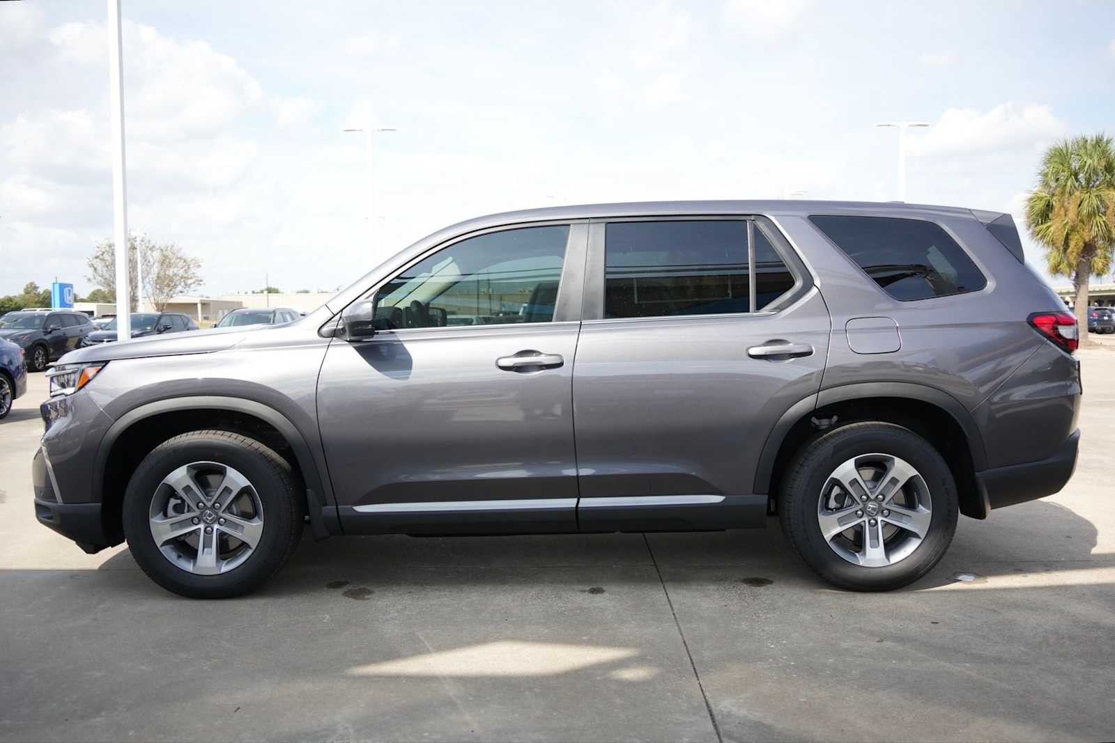 Thumbnail: 2025 Honda Pilot - 3