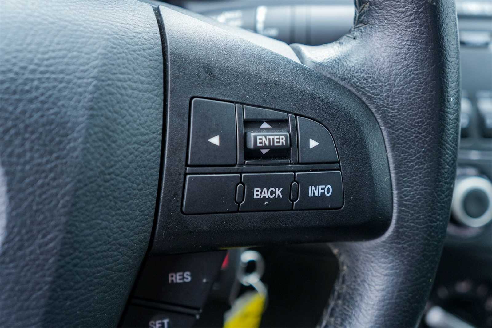 Thumbnail: 2012 Mazda Mazda3 - 26