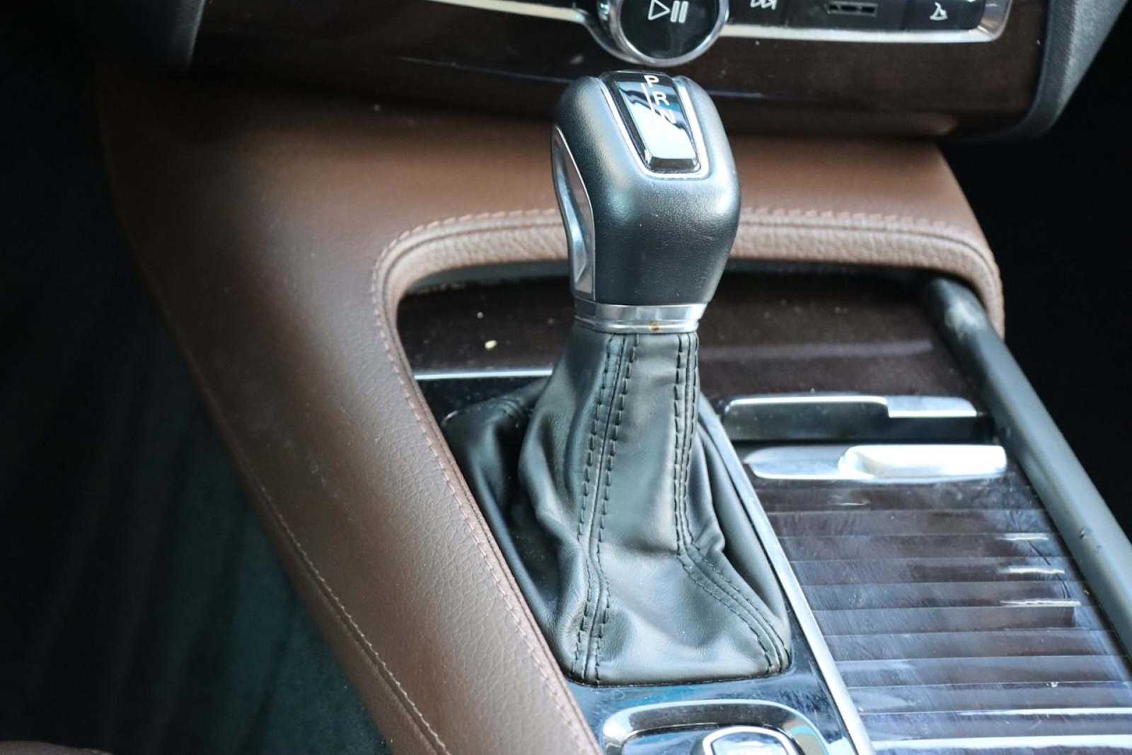 Thumbnail: 2019 Volvo XC90 - 18